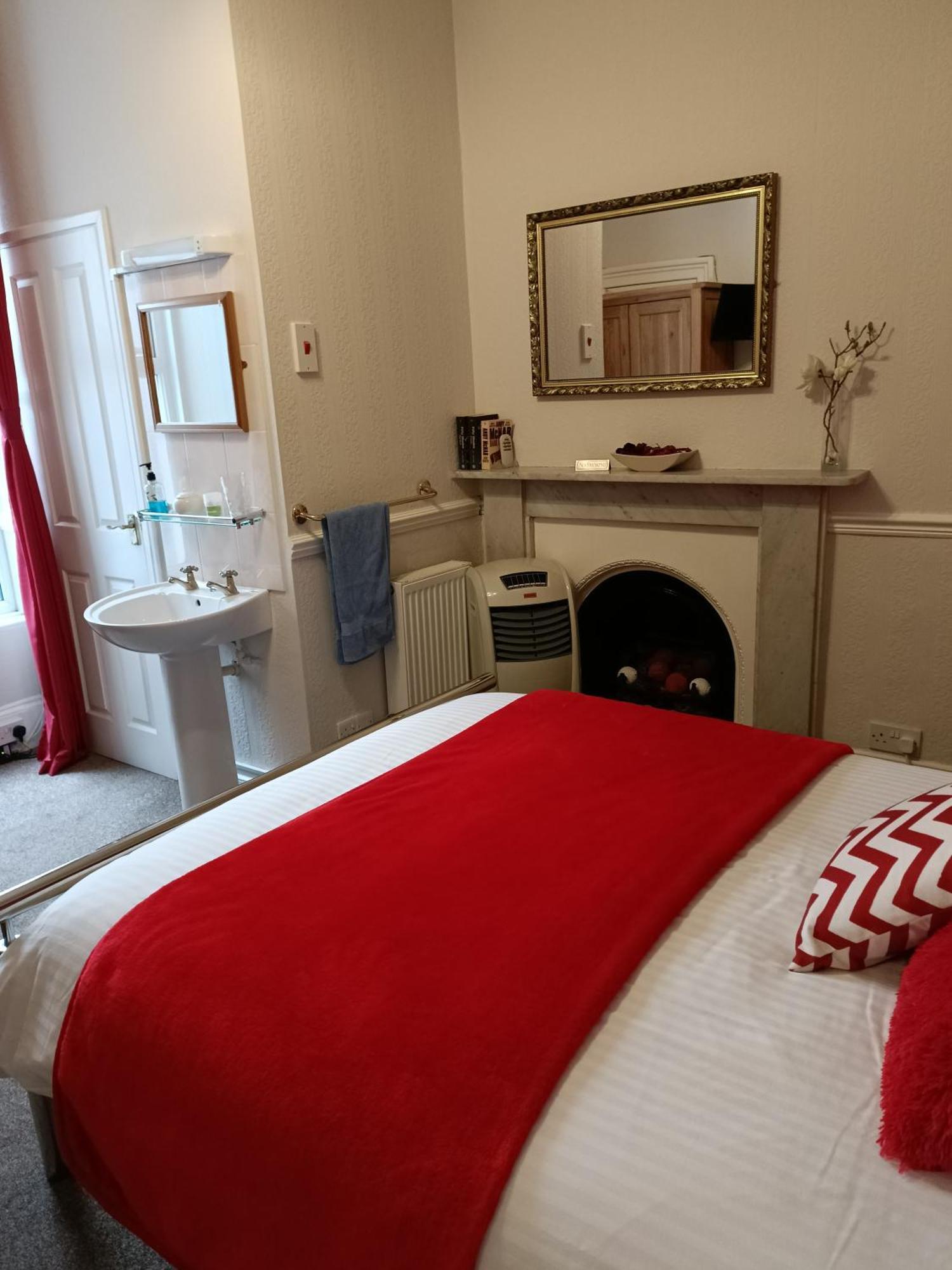 Lawnswood Guest House Torquay Dış mekan fotoğraf