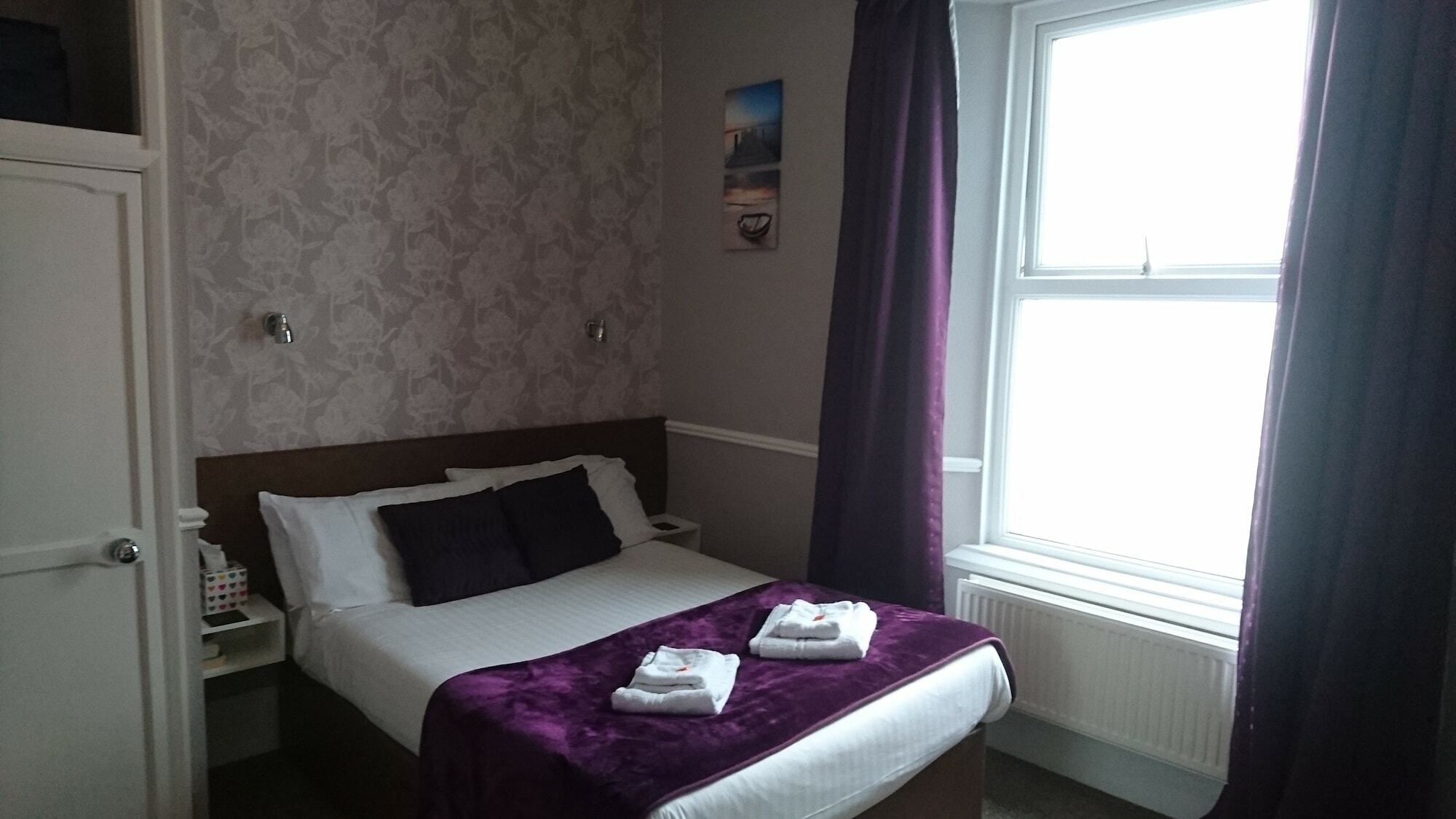 Lawnswood Guest House Torquay Dış mekan fotoğraf